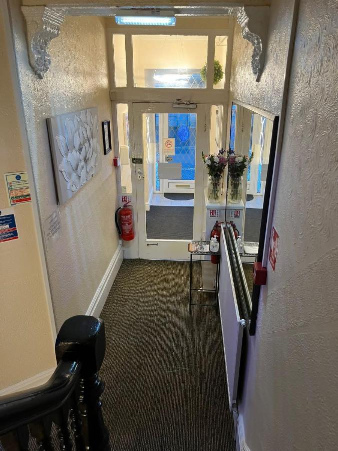 Clifton Private Hotel Blackpool Luaran gambar